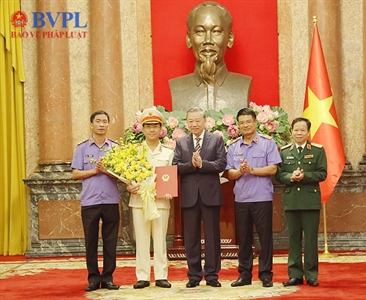Tổng Bí thư, Chủ tịch nước trao quyết định bổ nhiệm Phó Viện trưởng VKSND...